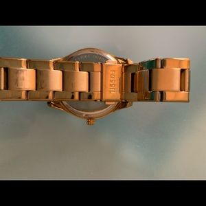 Fossil rose gold watch